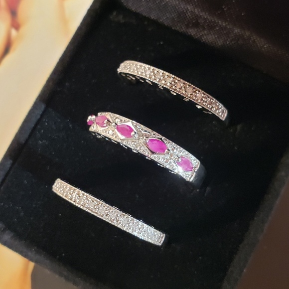 Beautiful Precious Ruby Gemstone Diamond Rings - Picture 8 of 8